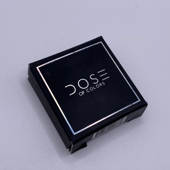 Dose of Colors | Single Eyeshadow in Slinky <NEW> - Picture 2 of 2